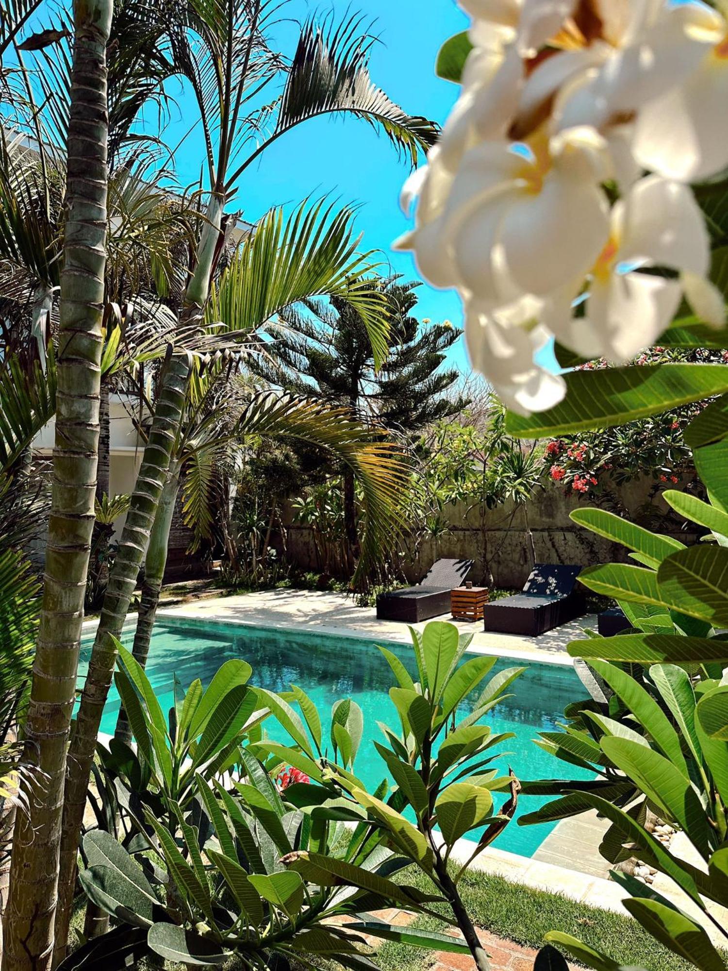 Hi5 Kuta Hotel Kuta  Ngoại thất bức ảnh