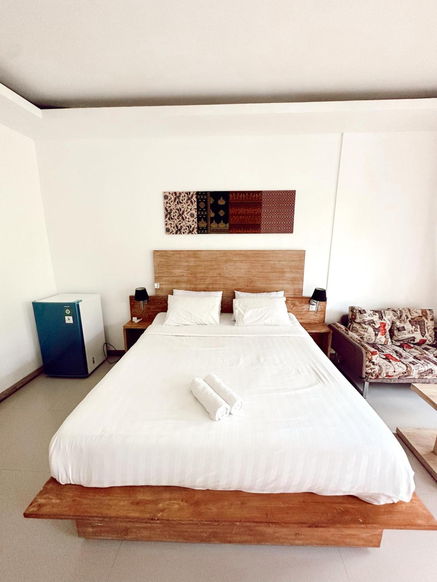 Hi5 Kuta Hotel Kuta  Ngoại thất bức ảnh