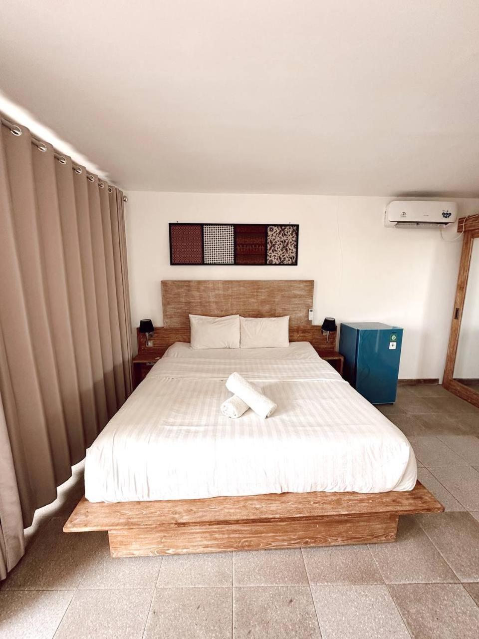 Hi5 Kuta Hotel Kuta  Phòng bức ảnh
